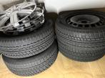 Set winterbanden op stalen velgen met sierwieldoppen, Auto-onderdelen, Banden en Velgen, Ophalen, Gebruikt, 16 inch, Banden en Velgen