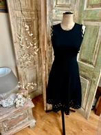 Nieuwe zwarte stretch midi jurk v Maje maat 36, Zwart, Nieuw, Ophalen of Verzenden, Maat 36 (S)