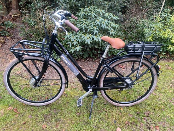 Giant Triple X elektrische damesfiets, Fietsen en Brommers, Elektrische fietsen, Gebruikt, Ophalen