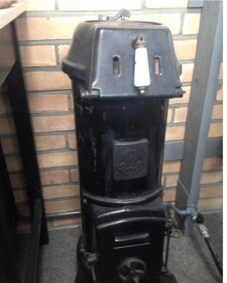 Franse Salamander/Drakenkachel gietijzer, Huis en Inrichting, Kachels, Zo goed als nieuw, Houtkachel, Hout, Ophalen of Verzenden