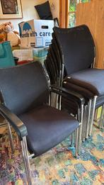 10 nette zwarte stoelen Triple-E stapelbaar, Huis en Inrichting, Stoelen, Ophalen, Zo goed als nieuw, Zwart, Vijf, Zes of meer stoelen