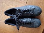 Adidas heren sneakers maat 42.5, Kleding | Heren, Schoenen, Ophalen of Verzenden, Zo goed als nieuw