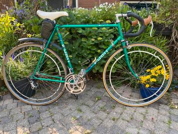 Racefiets Vintage Puch beschikbaar voor biedingen