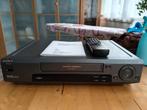 Met deze Sony VHS video's terugkijken, Audio, Tv en Foto, Videospelers, Ophalen of Verzenden, VHS-speler of -recorder