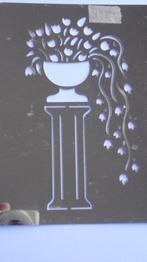 2 Embossing-folders-Linda -Design, Verzenden, Zo goed als nieuw, Overige thema's, Pons of Mal