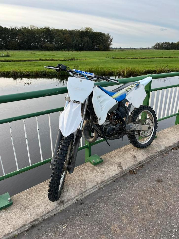 Husqavarna crosser, Fietsen en Brommers, Brommers | Crossbrommers, Zo goed als nieuw, Overige merken, Ophalen