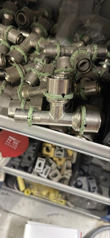 Partij Comap MultiSkin Perskoppelingen Messing beschikbaar voor biedingen