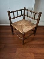 Vintage Houten Hoekstoel met Riet Zitting, Gebruikt, Bruin, Ophalen of Verzenden, Eén