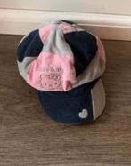 Hello Kitty corduroy pet 54/56 cm zgan, Ophalen of Verzenden, Zo goed als nieuw, 134 t/m 140, Meisje