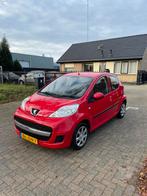 Peugeot 107 1.0 12V 5DR 2009 Rood | AIRCO | NIEUWE APK | NAP, Auto's, Voorwielaandrijving, Stof, Zwart, 4 stoelen