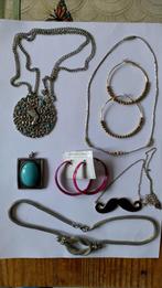 3 x ketting 1 kettinghanger 2 x oorbellen, Overige materialen, Overige kleuren, Ophalen of Verzenden, Gebruikt