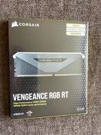 Corsair Vengeance RGB RT 64GB kit (2x 32GB) DDR4 DRAM, Desktop, 64 GB, Ophalen of Verzenden, Zo goed als nieuw