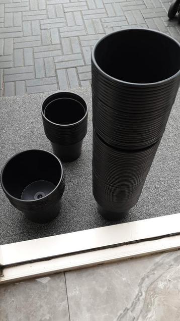 Bloempot, sierpot, plantenpot, plantenbak 3 lt beschikbaar voor biedingen