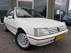 Peugeot 205 - Cabrio 1.4 CT, Voorwielaandrijving, Zwart, 4 cilinders, Cabriolet