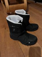 Quechua sneeuwlaarzen maat 38, Kinderen en Baby's, Kinderkleding | Schoenen en Sokken, Ophalen, Zo goed als nieuw, Meisje