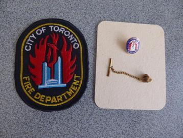 Brandweer Toronto (Canada) badge + pin beschikbaar voor biedingen