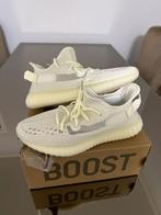 Yeezy boost 350 V2 bone, Kleding | Heren, Schoenen, Nieuw, Ophalen of Verzenden, Yeezy, Wit