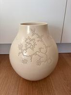 Hella Jongerius vaas ikea, Huis en Inrichting, Woonaccessoires | Vazen, Ophalen, Gebruikt, Wit, Aardewerk of Porselein