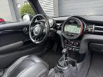 Mini Mini 1.5 Cooper | Panoramadak | Navigatie | Lederen Bek, Auto's, Mini, Gebruikt, 4 stoelen, Zwart, Origineel Nederlands