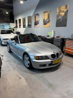 BMW Z3 1.9 1996 Grijs, Auto's, Achterwielaandrijving, 4 cilinders, Cabriolet, Origineel Nederlands