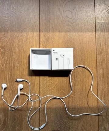 Orginele Apple EarPods (Lightning-connector) beschikbaar voor biedingen