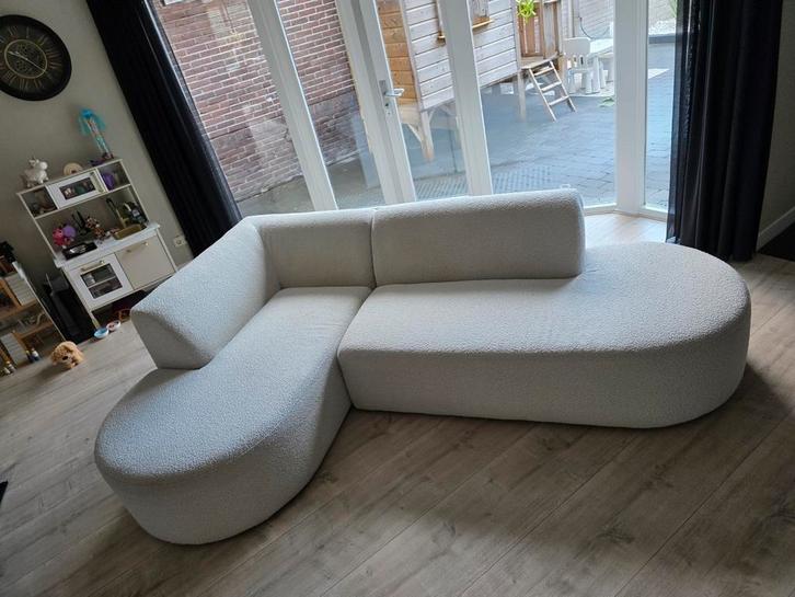 Prachtige teddy bouclé hoekbank chaise longue, Huis en Inrichting, Banken | Complete zithoeken, Zo goed als nieuw, Ophalen