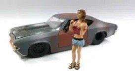 Look-Out Girl *Monica* (Car Not included), Hobby en Vrije tijd, Modelbouw | Figuren en Diorama's, Nieuw, Figuur of Figuren, Groter dan 1:35