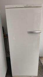 Miele vriezer
Miele F 4693 S – Vriezer (Freezer), Witgoed en Apparatuur, 200 liter of meer, Ophalen