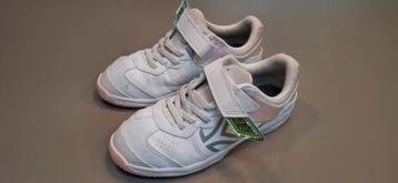 Nette gymschoenen mt35 decathlon  beschikbaar voor biedingen