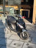Piaggio Zip 2022, 5600km, Fietsen en Brommers, Scooters | Piaggio, Ophalen of Verzenden, Zo goed als nieuw, Benzine, Zip