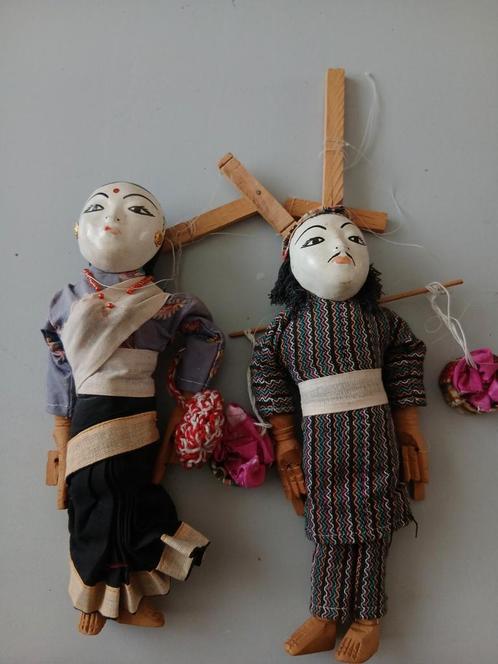 2x marionet pop Nepal man en vrouw, Antiek en Kunst, Kunst | Niet-Westerse kunst, Ophalen of Verzenden