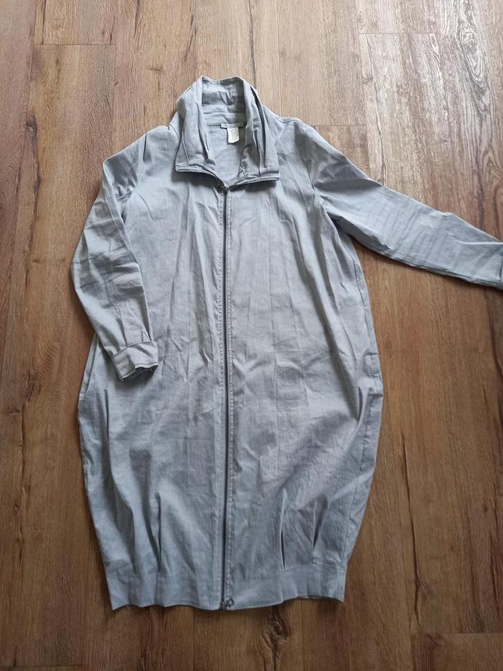 Lange Zomerjas grijs Sarah Pacini maat 3, Kleding | Dames, Jassen | Zomer, Zo goed als nieuw, Maat 42/44 (L), Grijs, Ophalen of Verzenden