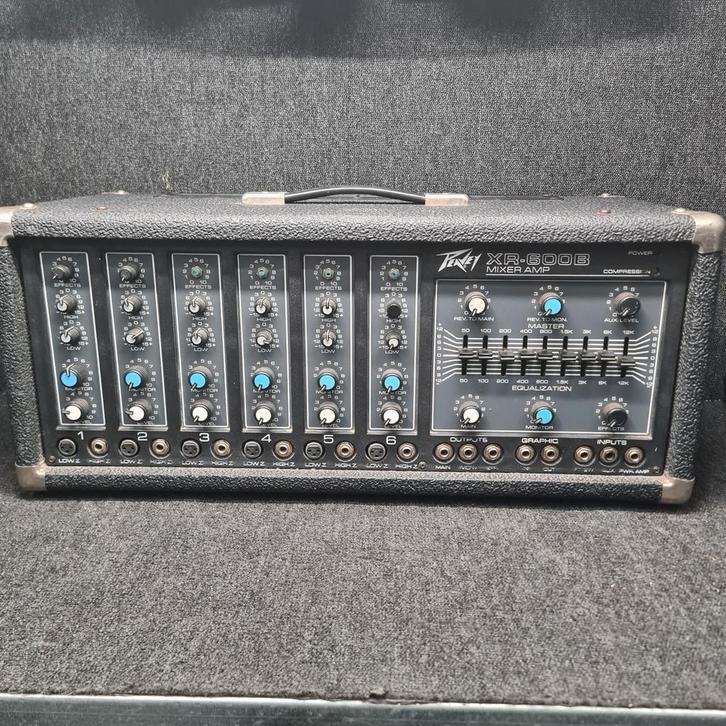 PEAVEY XR-600B mixer amp, Muziek en Instrumenten, Versterkers | Bas en Gitaar, Gebruikt, Minder dan 50 watt, Ophalen of Verzenden