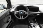 BMW 1 Serie 120 M Sport Automaat / Sportstoelen / Adaptieve, Zwart, 156 pk, Bedrijf, 3 cilinders