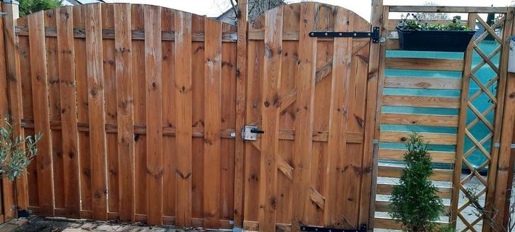 Houten Tuinafscheiding met Poort, Tuin en Terras, Tuinhekken en Hekwerk, Gebruikt, Tuinhek, Hout, Met poort, Ophalen of Verzenden