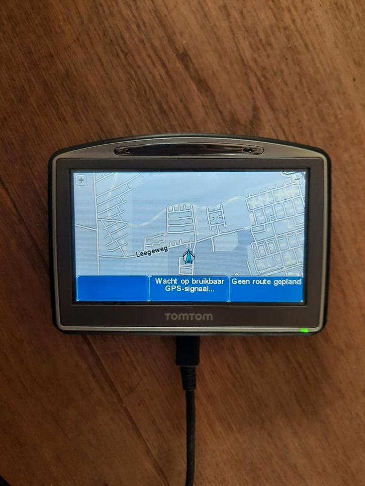 Tomtom 2 stuks, Auto diversen, Autonavigatie, Ophalen of Verzenden