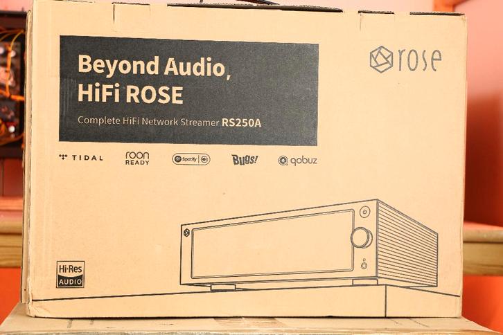 Hifi Rose RS250A / RS 250 A  *Webshopretour! Andere kleur?, Audio, Tv en Foto, Converters, Zo goed als nieuw, Ophalen of Verzenden