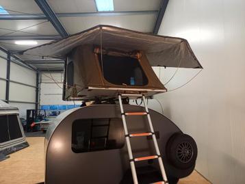 Daktent Femkes Rooftoptents showroommodel 2025(MINIATOURING) beschikbaar voor biedingen