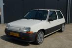 Renault 5 1.1 SL S6 1989 Wit Oldtimer, Auto's, Voorwielaandrijving, Stof, Wit, Origineel Nederlands
