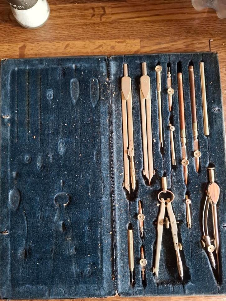 Antieke Delta passerset van tekenschool. Begin 20ste eeuw, Hobby en Vrije tijd, Tekenen, Gebruikt, Overige typen, Ophalen of Verzenden