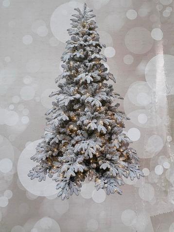 SNOW VALLEY KERSTBOOM beschikbaar voor biedingen