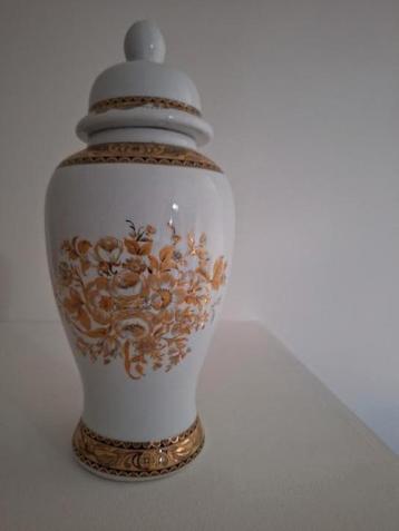 Gemberpot  beschikbaar voor biedingen