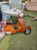 Metalen scooter om op te hangen, Ophalen