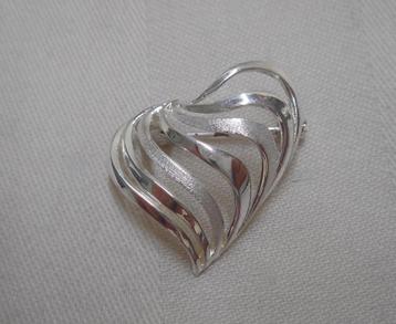 Zilveren modernist broche hart Teka nr.153 beschikbaar voor biedingen
