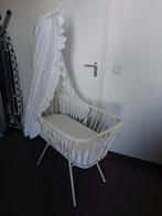Vintage wiegje, wit, met hemeltje, Kinderen en Baby's, Babywiegjes en Ledikanten, Ophalen, Gebruikt, Wieg