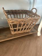 Grote rieten mand, Ophalen, Gebruikt, Mand, Riet