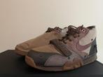 Travis Scott x Nike Air Trainer 1 "Wheat, Kleding | Heren, Schoenen, Ophalen of Verzenden, Nieuw, Nike x Travis Scott
