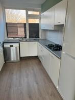 Standaard keuken met apparatuur, Huis en Inrichting, Keuken | Complete keukens, Ophalen, Gebruikt, Wit, Hoekkeuken