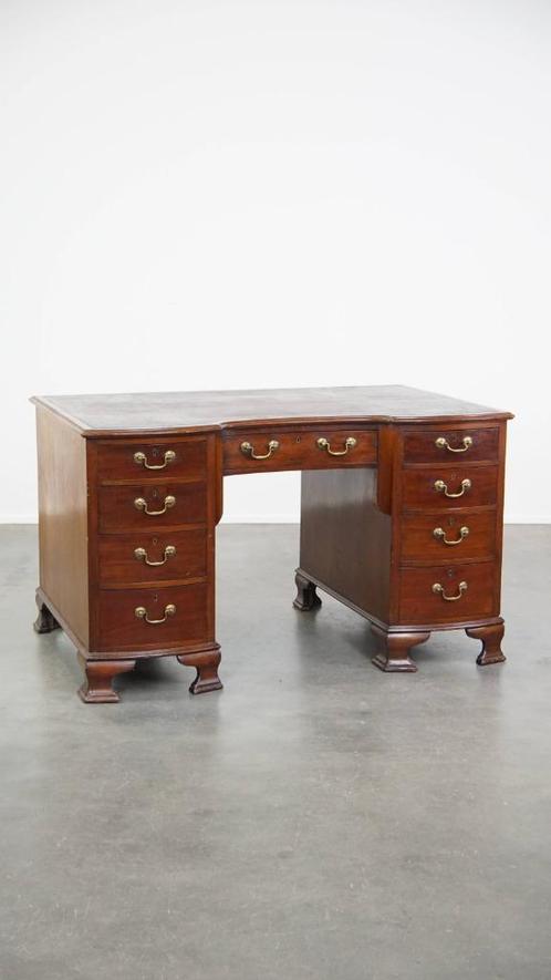Antieke en luxe houten Engels bureau met een leren blad, Huis en Inrichting, Bureaus, Gebruikt, Bureau, Ophalen