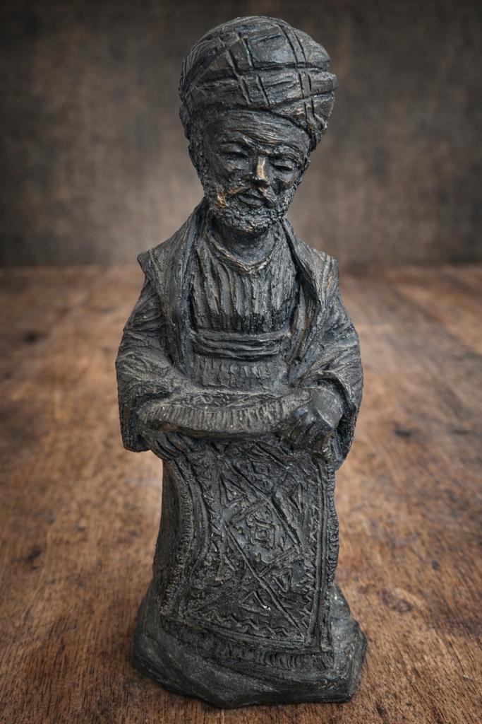 Oosters beeldje vintage stijl, donkere patina, 20 cm, Huis en Inrichting, Woonaccessoires | Boeddhabeelden, Ophalen of Verzenden